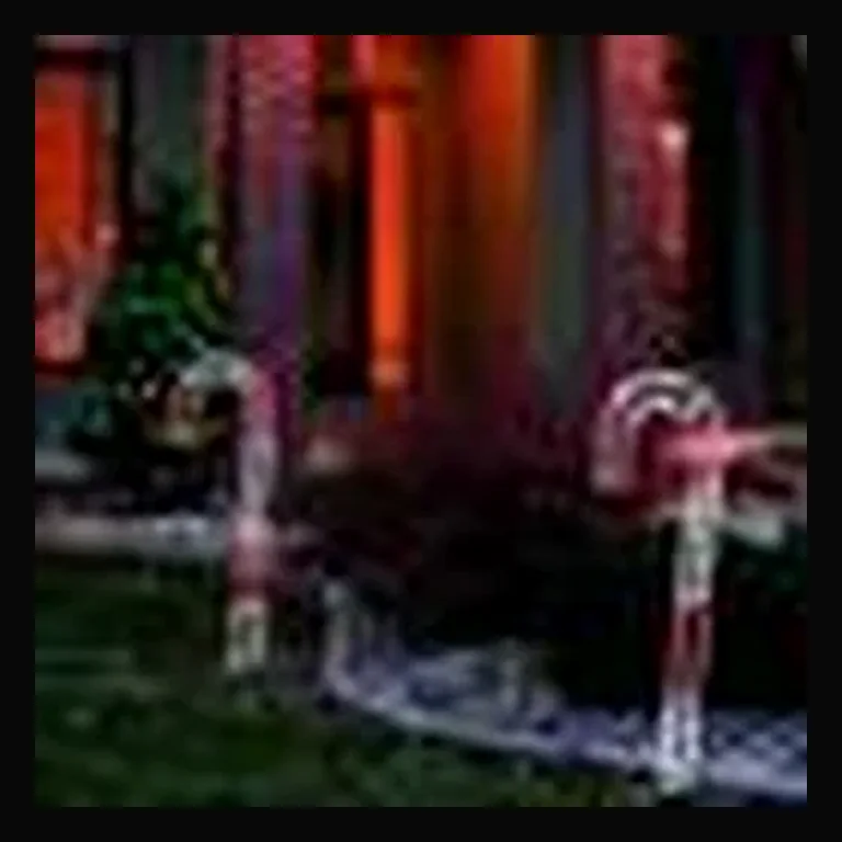 LED Candy Cane (Red/Green)