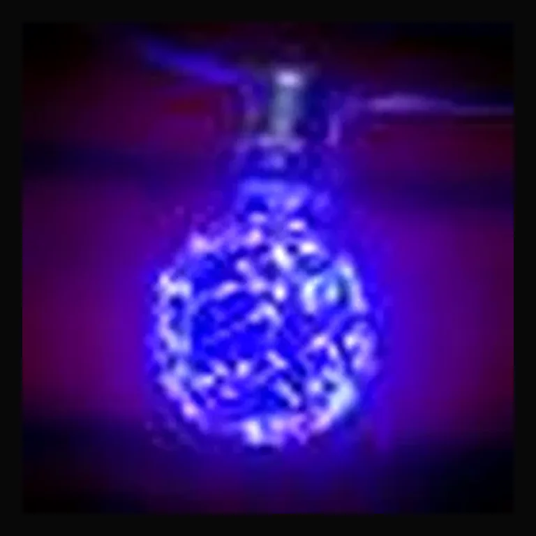 G125 Plastic Globe Bulb with Fairy Lights Inside —