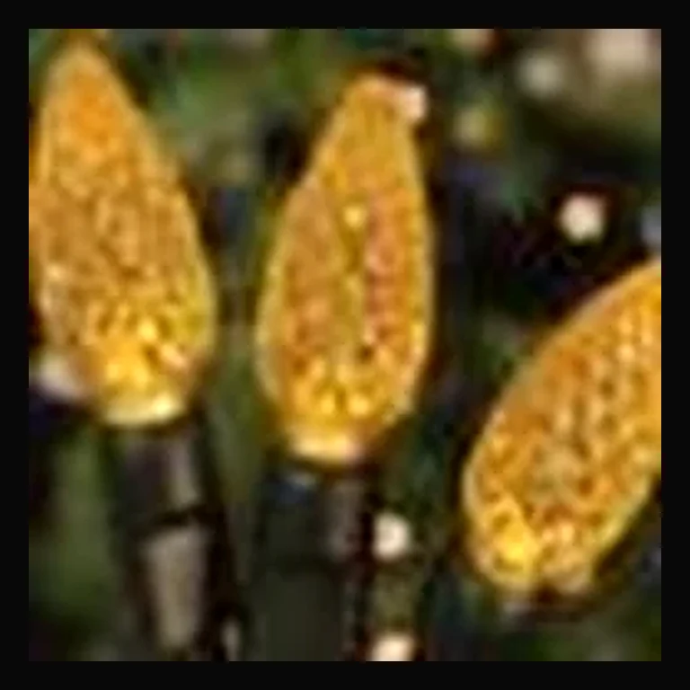 70's LED Strawberries - 35 ft — Gold