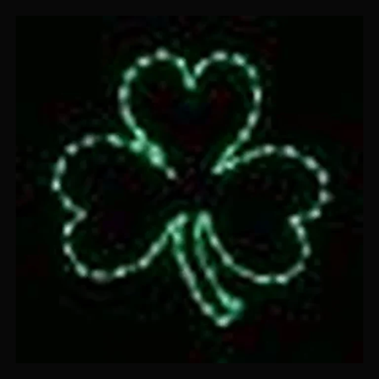 Shamrock Saint Patrick's Day LED Display (26")