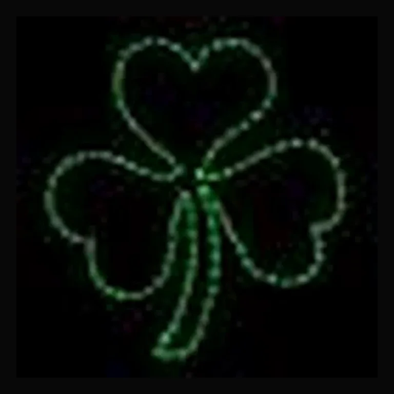 Shamrock Saint Patrick's Day LED Display (48")