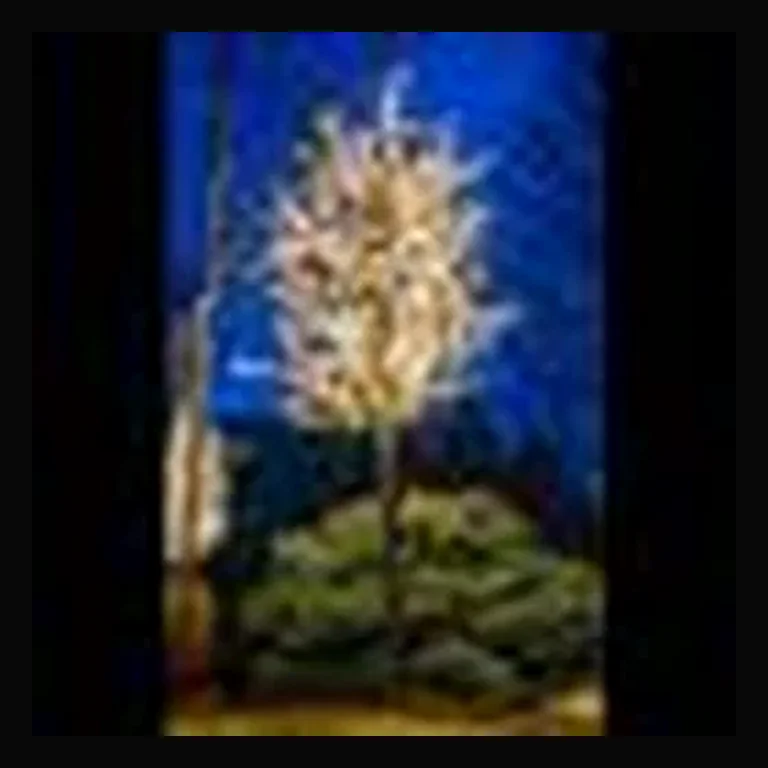 LED 15' Linden Tree, Brown Trunk, Warm White